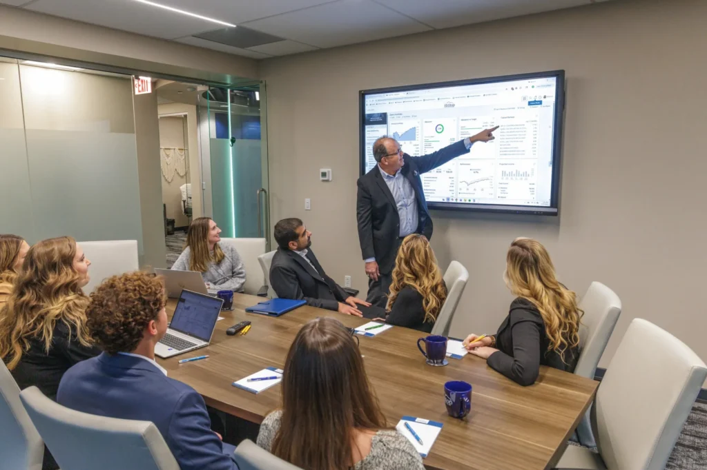 hilltop-market-presentation